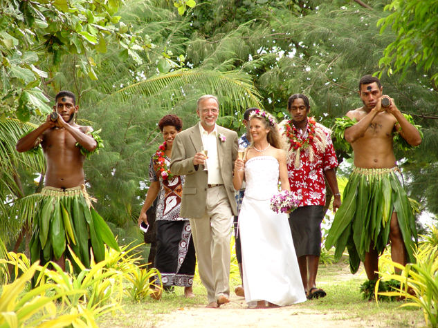 Fiji Wedding Packages at Coconut Grove, Taveuni (1)